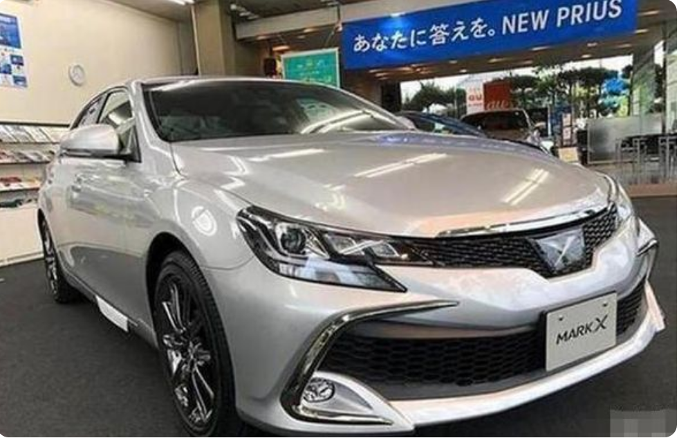 丰田锐志正式换代，新外观新内饰，3.0L＋8AT，难寻对手图1