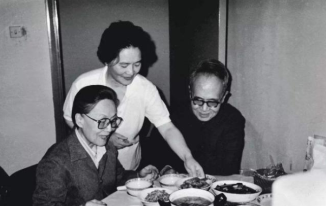 钱钟书和杨绛唯一的女儿钱瑷