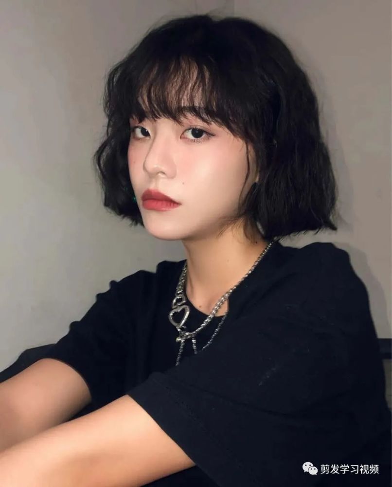 免打理,巨减龄的"高级短发"_腾讯新闻
