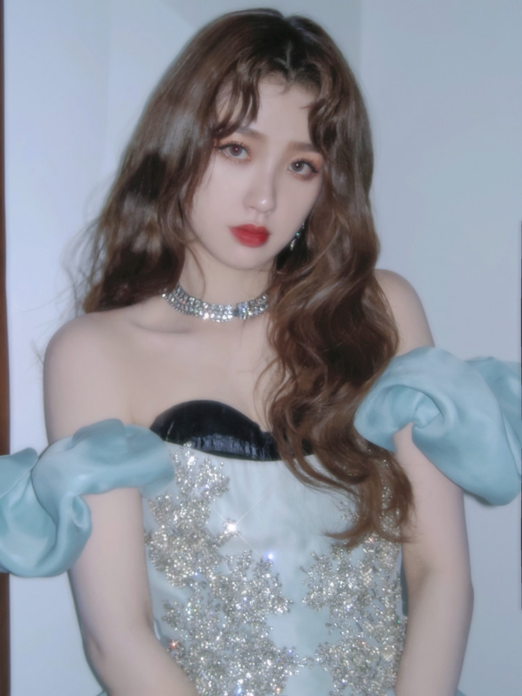 虞书欣青春有你3助教