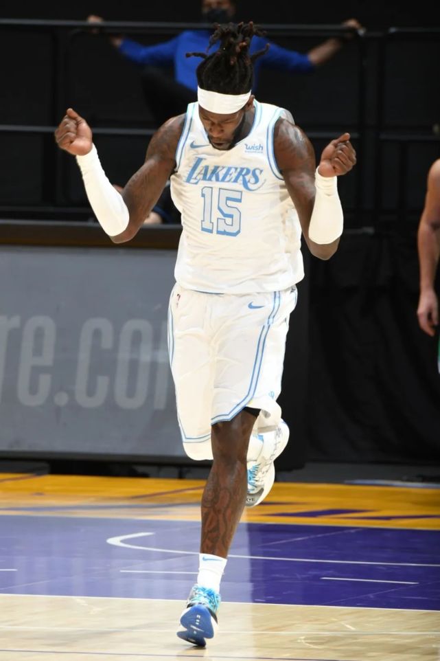 眉清目秀哈雷尔,打起球来一点不含糊