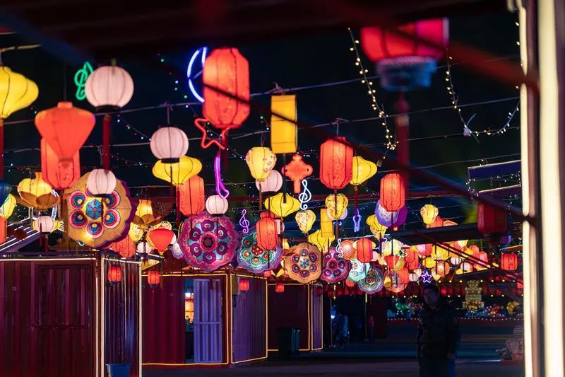 西安年霸屏央视