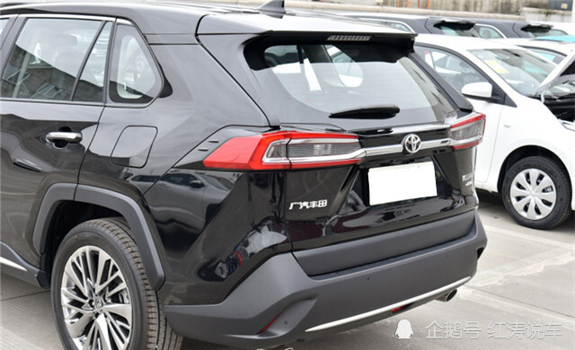 丰田威兰达值不值得购买?空间宽敞,2.0l和2.5l双擎动力_腾讯新闻