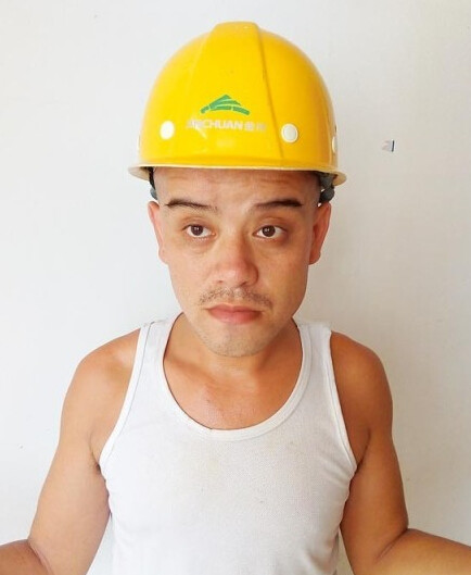 52岁光头强走红后娶小20岁妻子如今热度过后妻子不辞而别