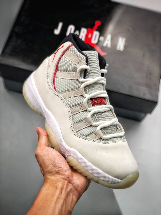 air jordan aj11兔八哥白红 经典强势回归