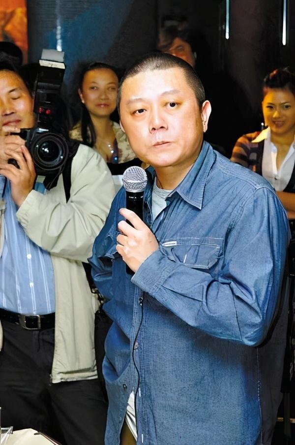 1958年出生的王朔,在年少之际,文学天赋就展现得淋漓尽致.