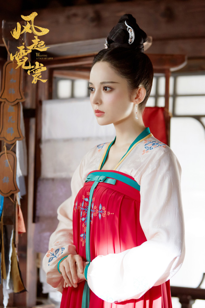 古力娜扎古装剧照容颜清秀端庄典雅