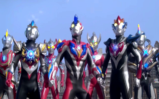 奥特曼:平成三杰,远古三奥,黑暗四魔神,凭实力战斗哪一组最强?