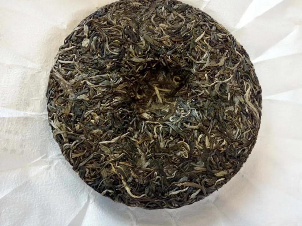 绿茶|放了很久的绿茶还能喝吗？时间越久香味越浓？一种茶真不能喝