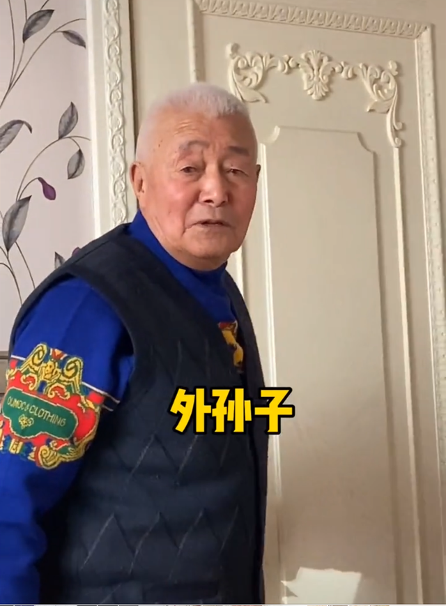 悲痛83岁网红耀扬他姥爷不幸去世最后遗言让人泪目