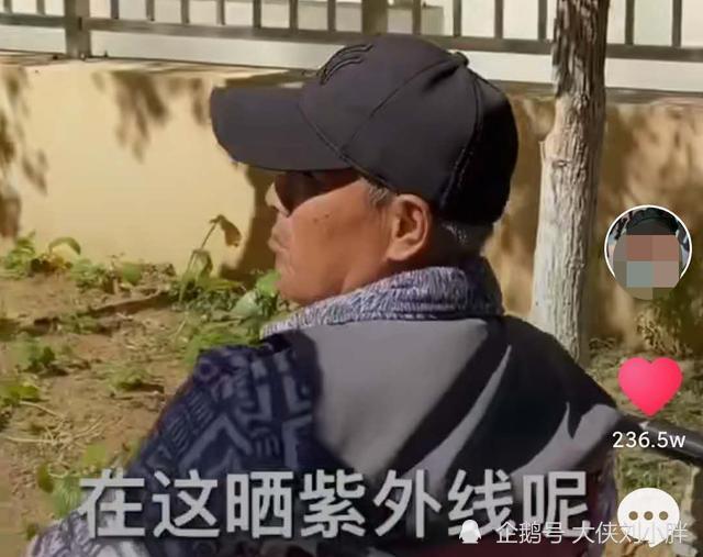 "千万网红"耀阳姥爷去世,迟到6天的讣告,原因让人悲痛不已