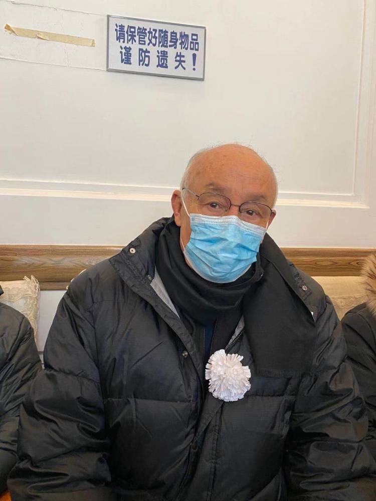 杨在葆告别仪式上午举行王晓棠许还山陶玉玲谢芳等人前来送别
