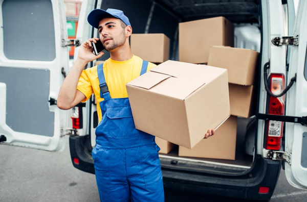 送货上门成驿站自取快递最后一公里快递小哥赢了