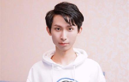百万玩家评王者第一人，坐拥5千万粉丝却没打过KPL，梦泪只剩羡慕