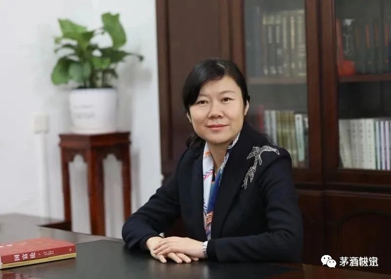 院士|她研究白酒被提名院士！而她是半导体顶级专家，却四次被拒！