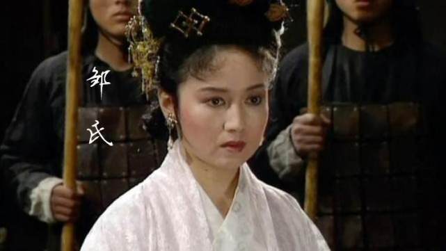 曹操与张绣的婶娘邹氏春宵几度后曹操丧子折将邹氏下场如何