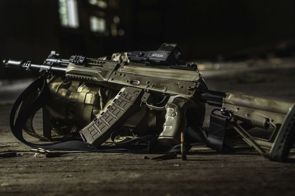 印度刚买就落伍俄才跟印度合造ak203又宣布最新款ak获首批预订单