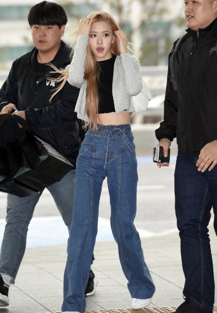 blackpink成员人间玫瑰rose朴彩英私服搭配_腾讯新闻