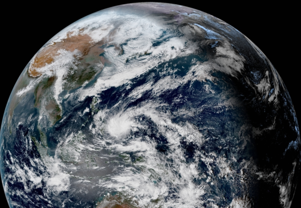 台风|警报发出，1号台风杜鹃或生成在即！超级计算机：已对准我国南海