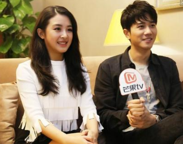 张含韵于朦胧恋情曝光两人还被拍到一起回酒店疑似因戏生情
