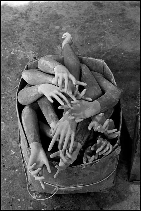 一组黑白照片经典流传上