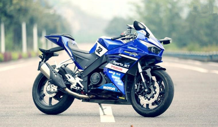 纯国产跑车诺马刀风300配tfi液晶屏水冷德尔福电喷可下跑道