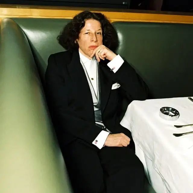 看这部纪录片之前,很多人都不知道弗兰·勒博维茨是谁,但你看完就会