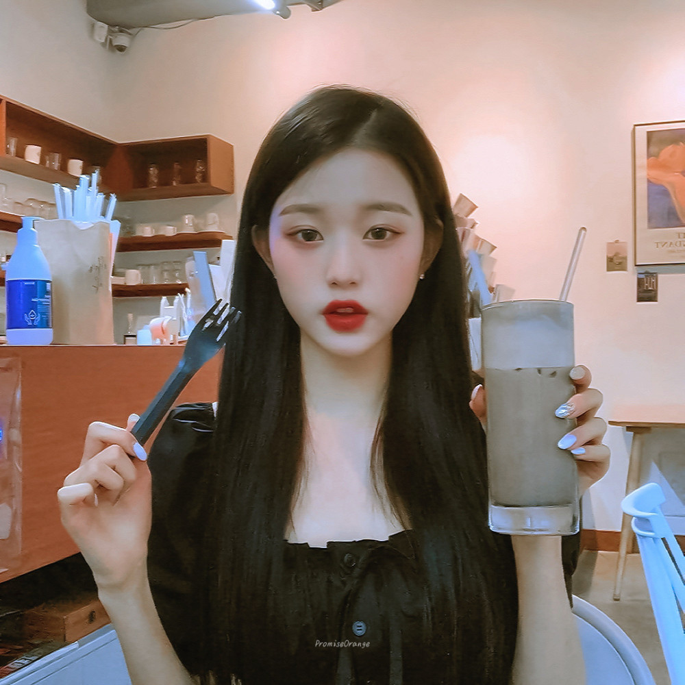 izone 张元英‖可爱忙内的壁纸头像分享～_腾讯新闻