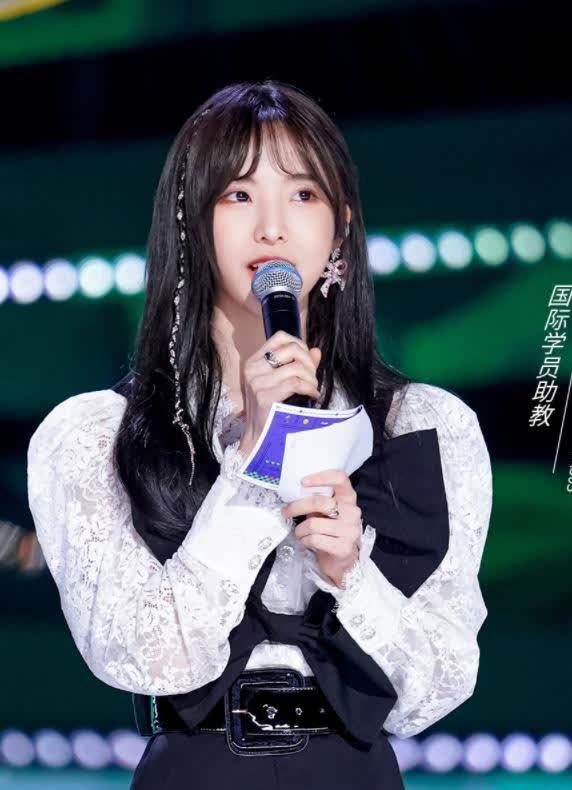 创造营导师大秀邓超莫名喜感周深呼声最高周震南被骂惨