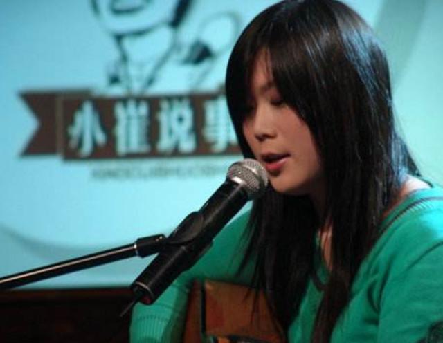 那个16岁开始北漂,2011年上春晚的"西单女孩",后来过得怎样?