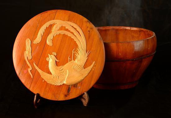 非遗寻访|与漆器相通,走近"堆起门"的堆漆工艺_腾讯新闻