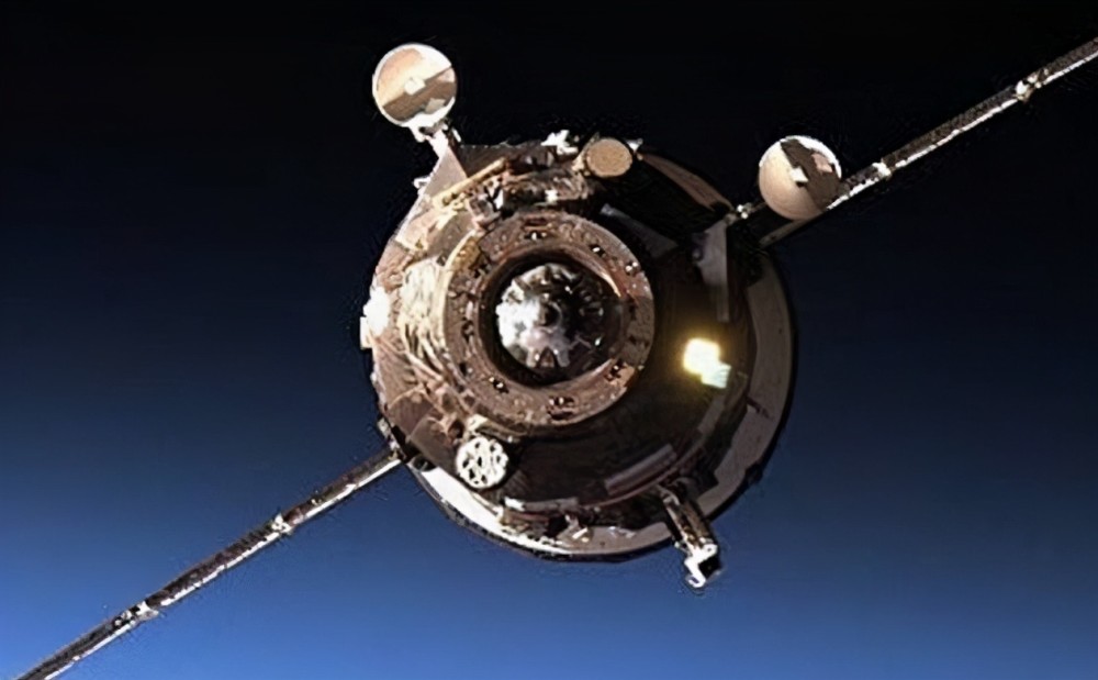 货运飞船自动对接在即信号丢失险酿大祸俄罗斯航天神话已不再