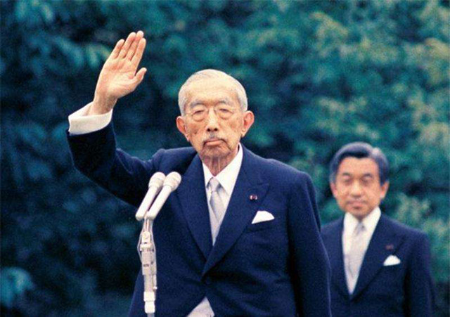 真假天皇事件:56岁杂货店老板,称自己才是真正的天皇,裕仁该退位