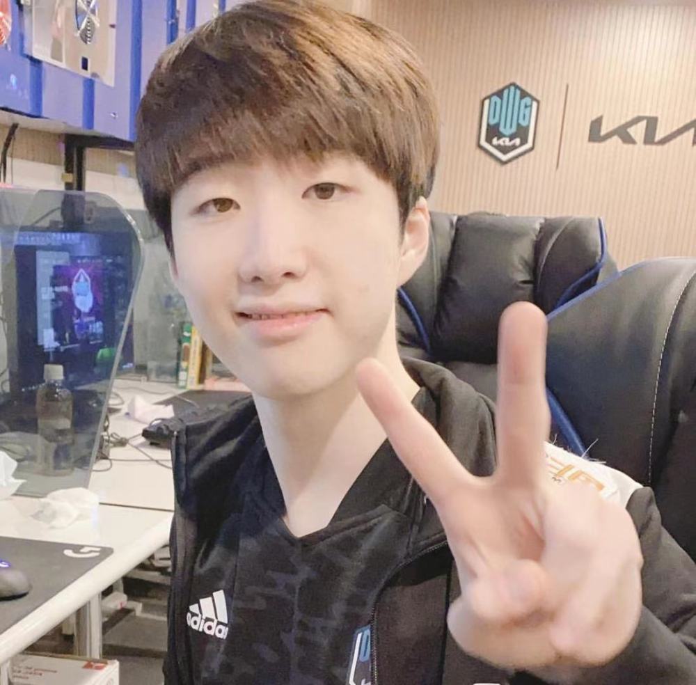 dk更新官方ins分享选手照片