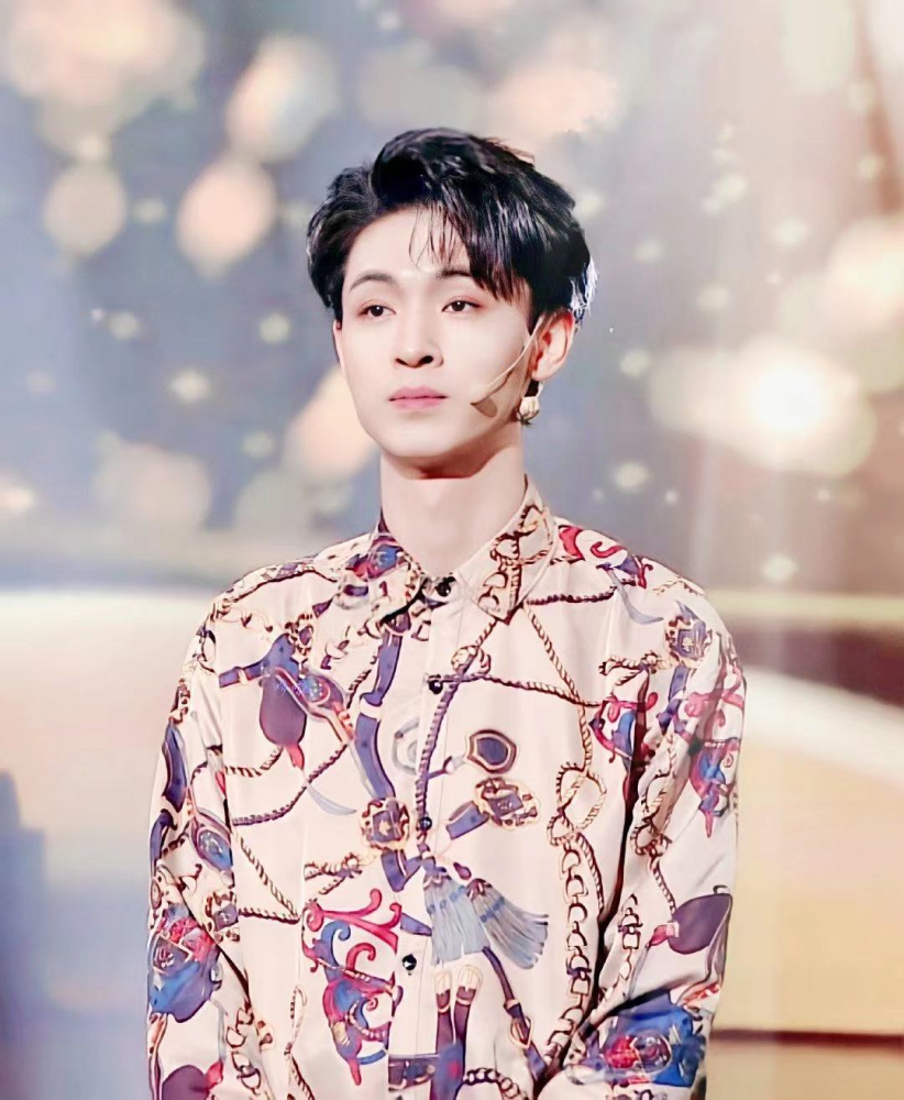 郭麒麟赘婿后秦霄贤古装剧也杀青本色出演贵公子太帅了