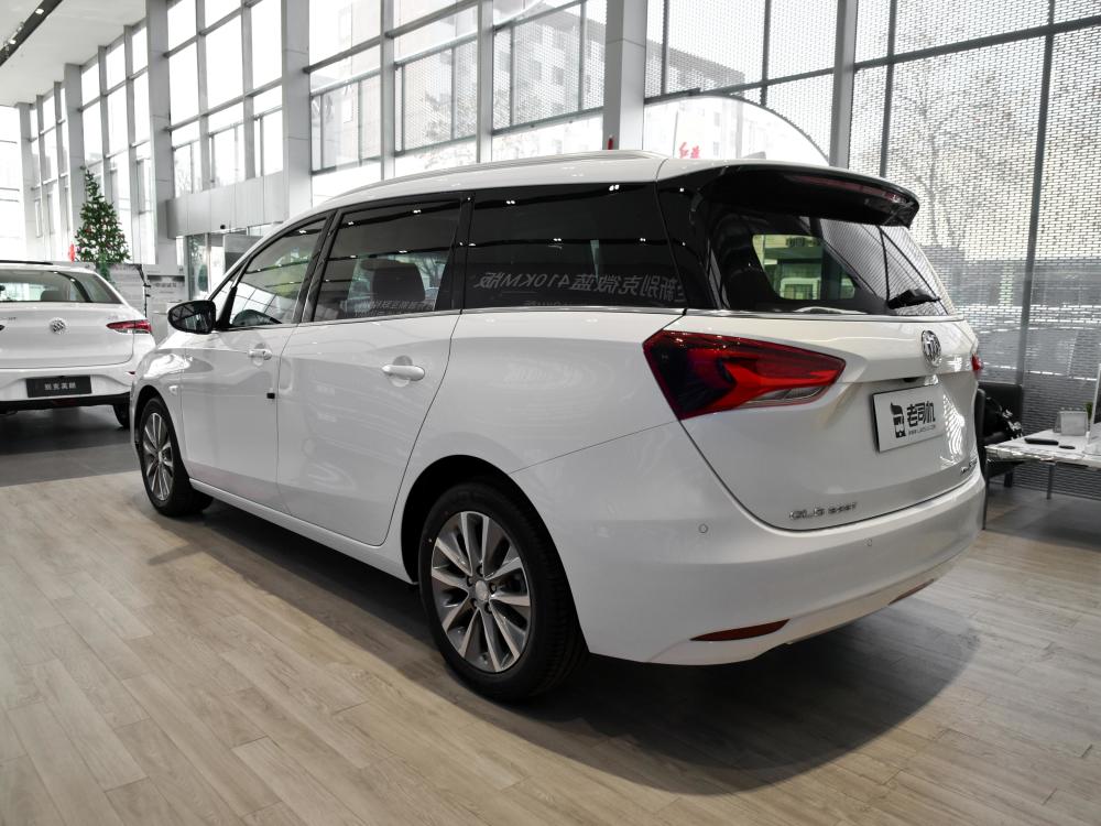 价格实惠家用舒适合资6座mpv61l低油耗实拍别克gl6