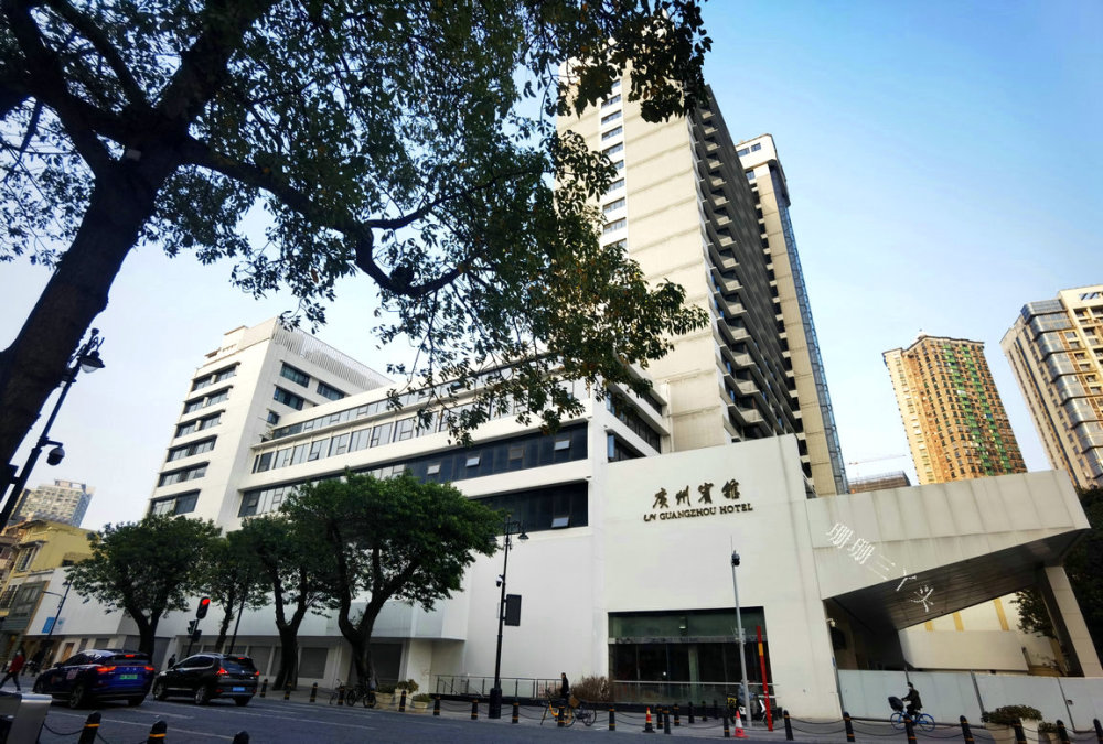 作为"中国第一展"的中国进出口商品交易会迁到了广州海珠广场西面的