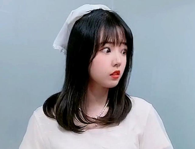 郝一点变装辣妹,颜值忽高忽低是怎么回事?