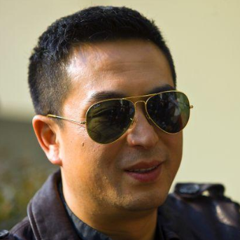 老戏骨张嘉译婚后十年为何0绯闻看看老婆是谁你就懂了