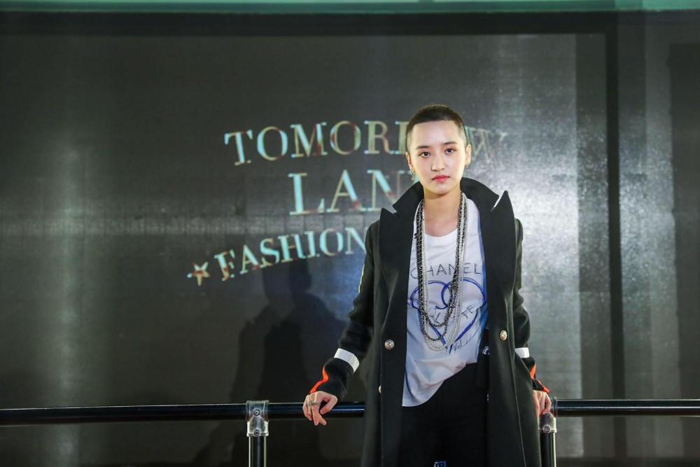 湖州奶茶教父蒋建琪:苦心经营20年,终成百亿富豪,女儿不肯接班_腾讯