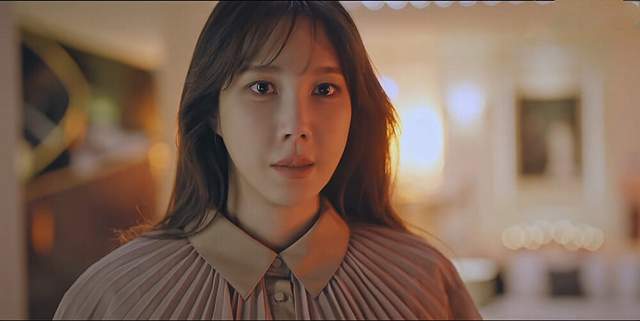 顶楼第2季沈秀莲回来了吗预告中引人注目的肩线