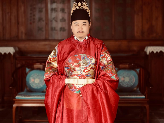 朱元璋上位后屠戮功臣,却对他青眼相加,甚至还为他画穿龙袍画像