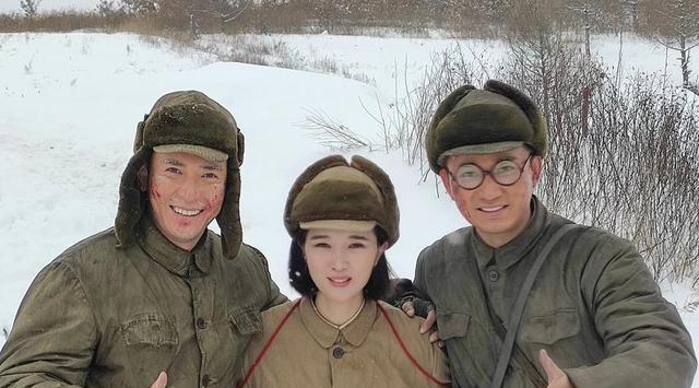 跨过鸭绿江中,这五个角色演得太差了,纯属多余|郑霜雪|郑锐|王珍珠|马
