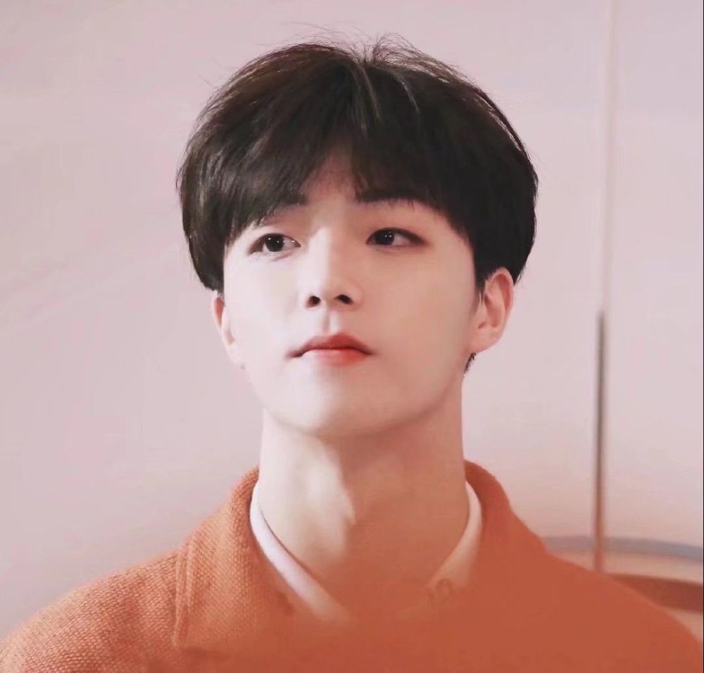 陈立农壁纸感谢欣赏*部分图片来源于wb甜度售罄,其余