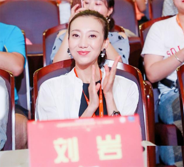 刘岩:奥运会彩排中摔成高位截瘫,成了张艺谋心中深沉的痛_腾讯新闻