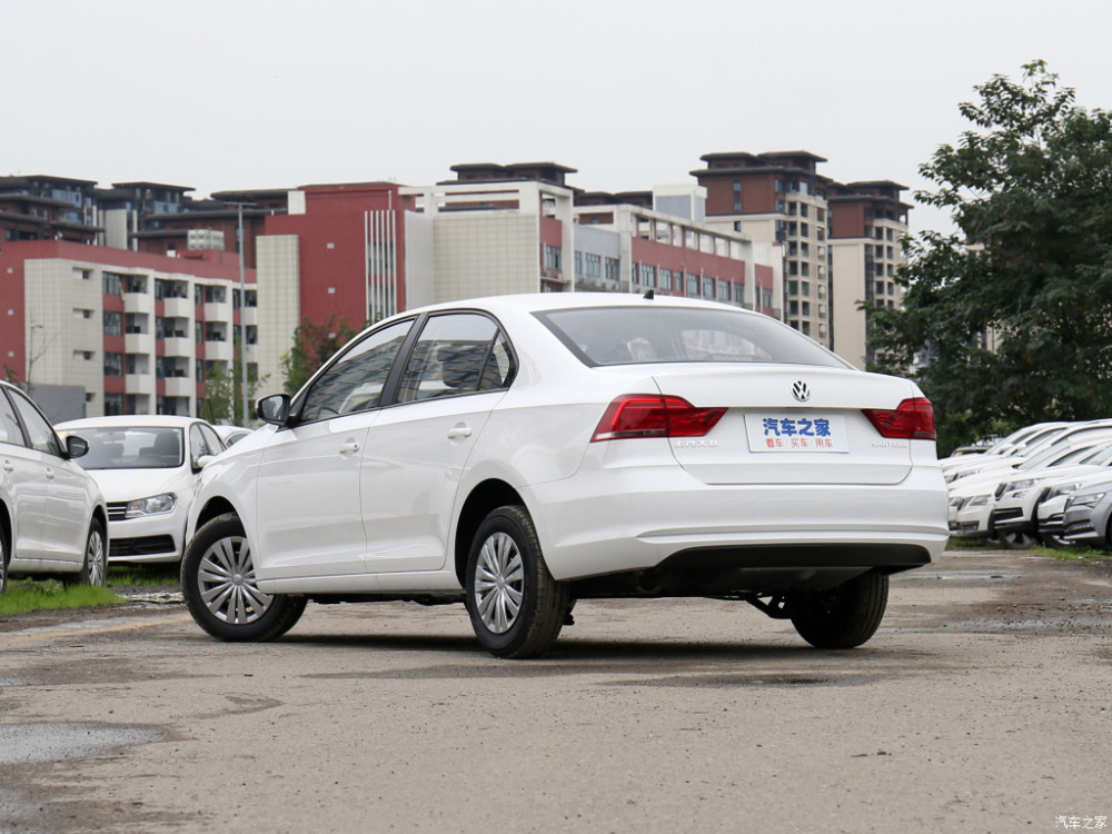 大众桑塔纳降价达3万敢开又经开