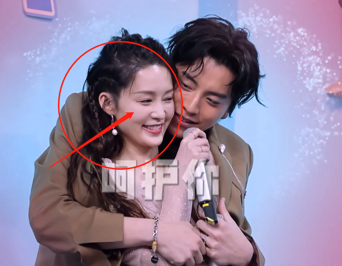 快本下期预告,王大陆举动让李沁尴尬,肖战同样举动却无争议_腾讯新闻