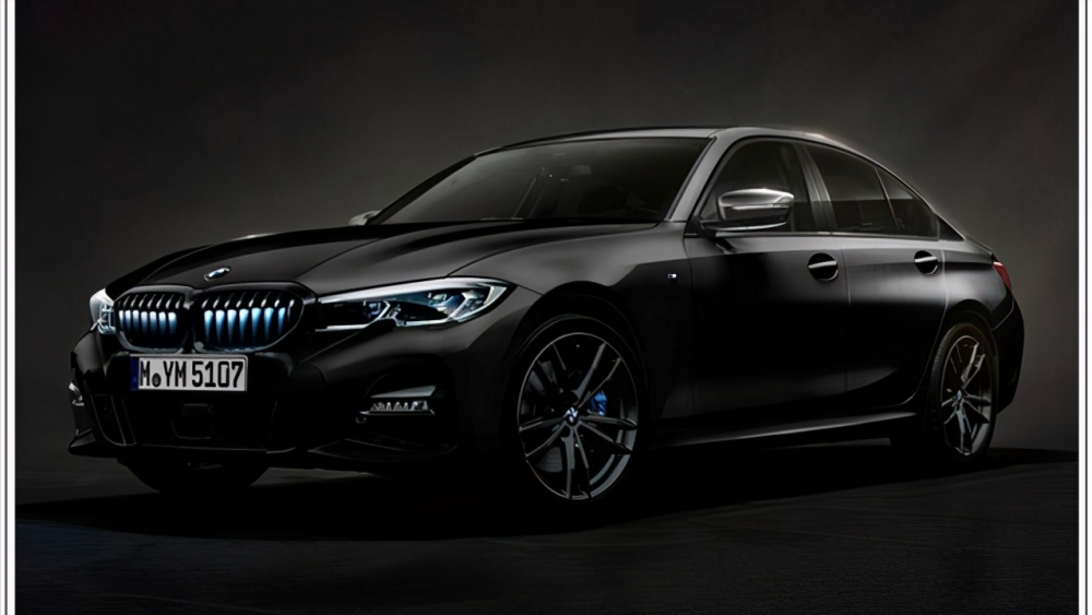 sport外观套件,m空气动力组件,宝马individual提供的黑色高光套件,m