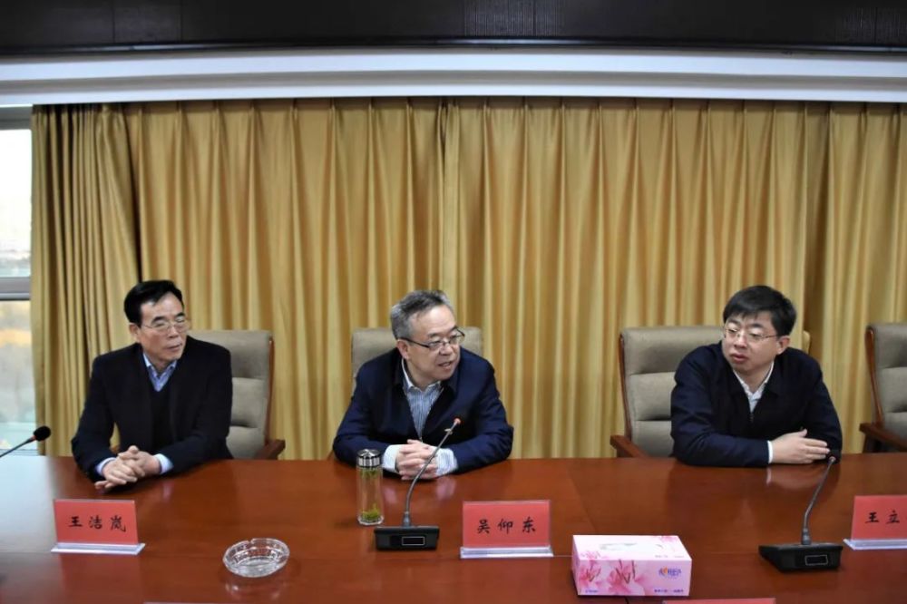 王洁岚,李永军,何效祖,席忠平,张秀林等酒泉市领导分别参加走访活动.