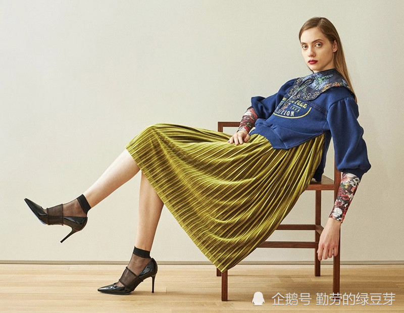 时尚笔记时装中的后现代主义和复古风